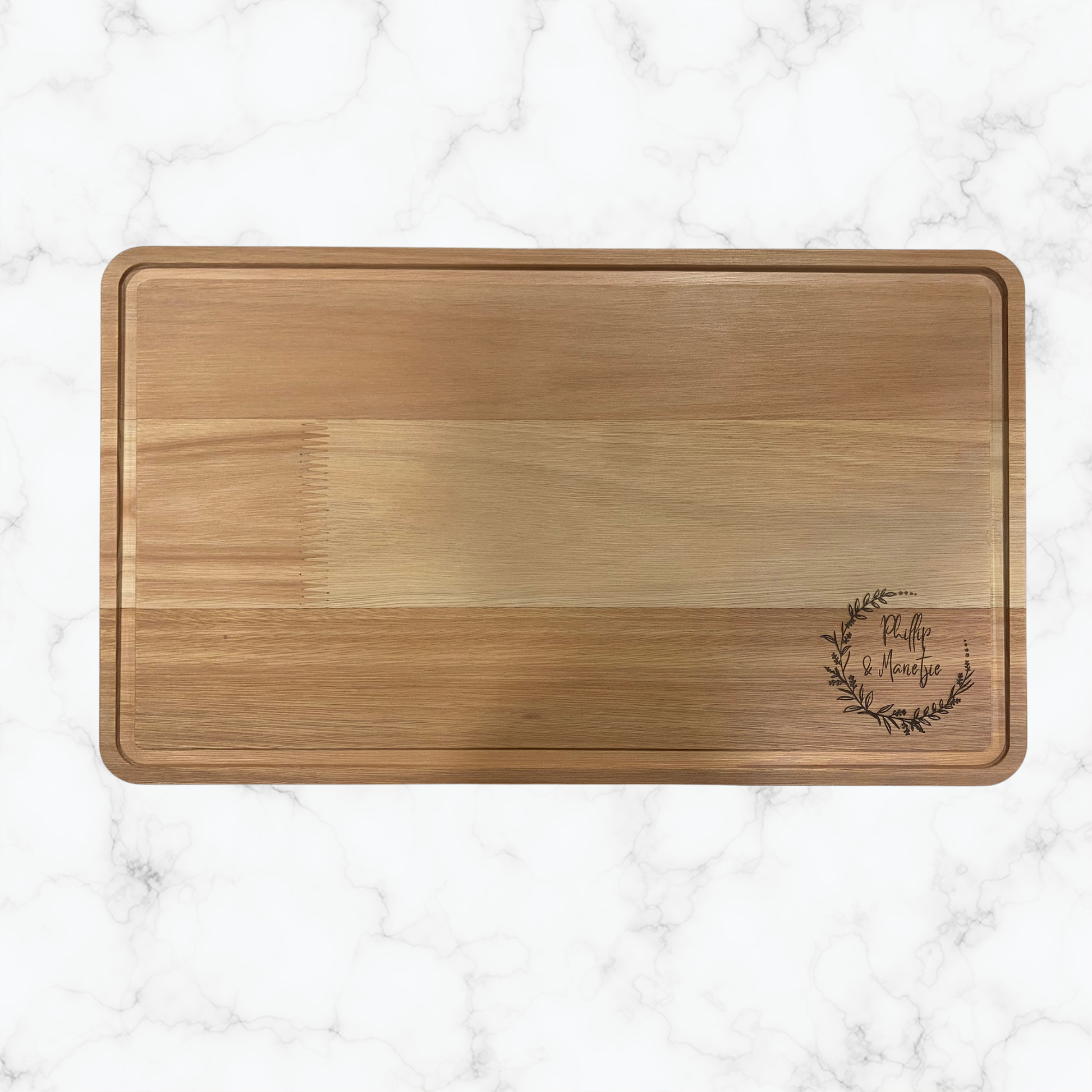Personalised Endura Grandis hardwood cheeseboard with custom laser engraving